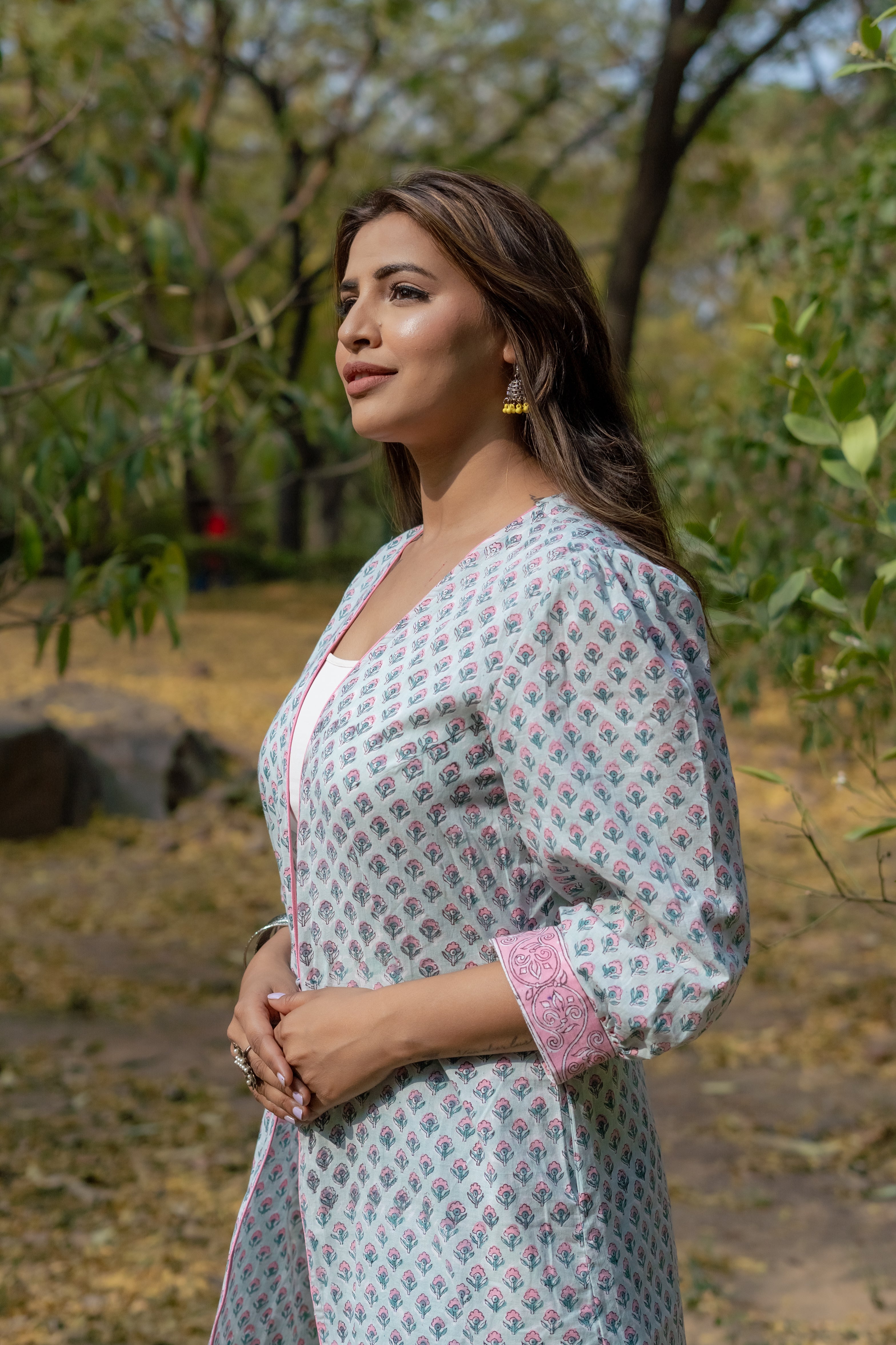 Light blue sanganeri booti handblock print cotton shrug