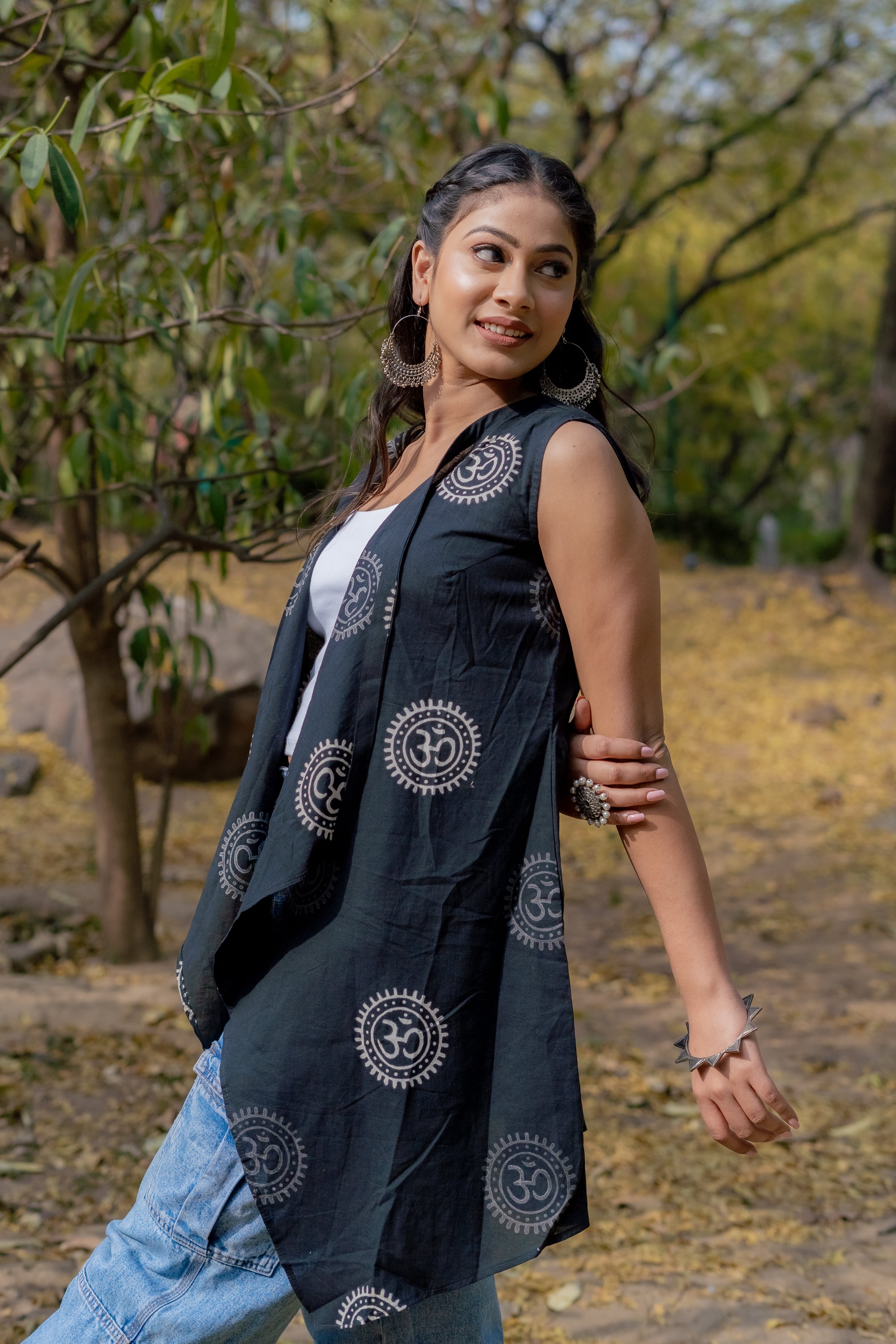 Om handblock print waterfall shrug