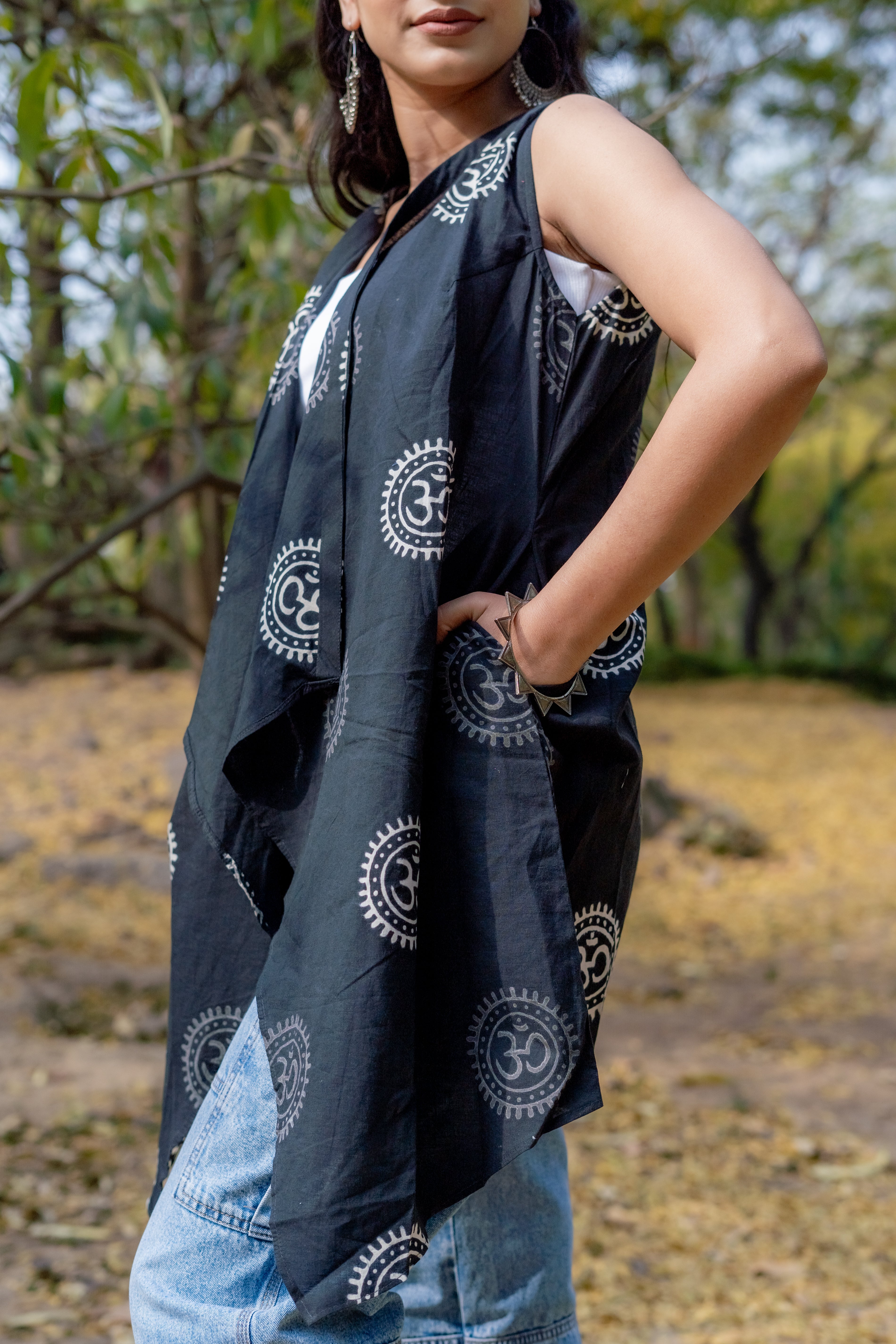 Om handblock print waterfall shrug