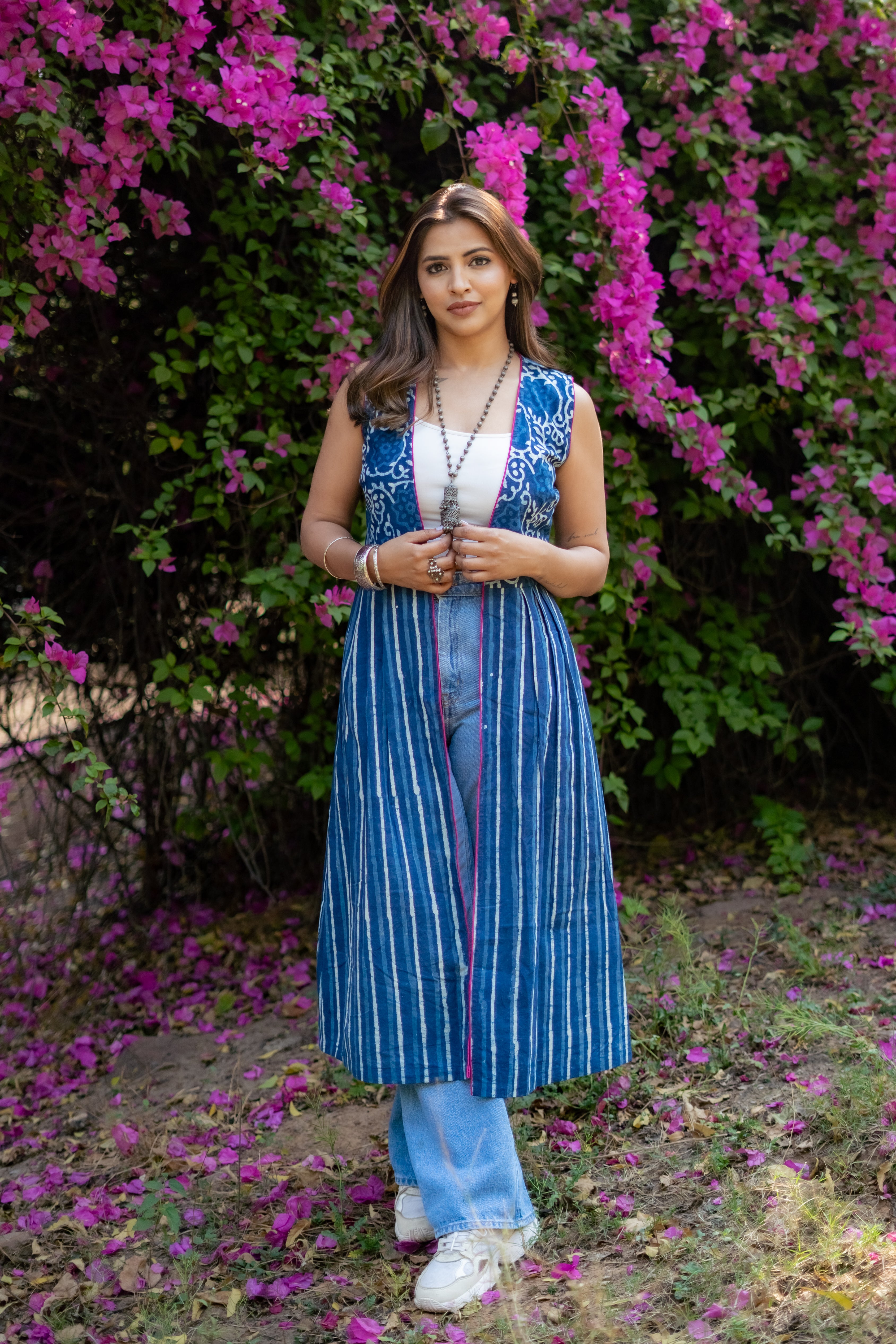 Indigo dabu handblock print long cotton shrug with fuschia pink piping