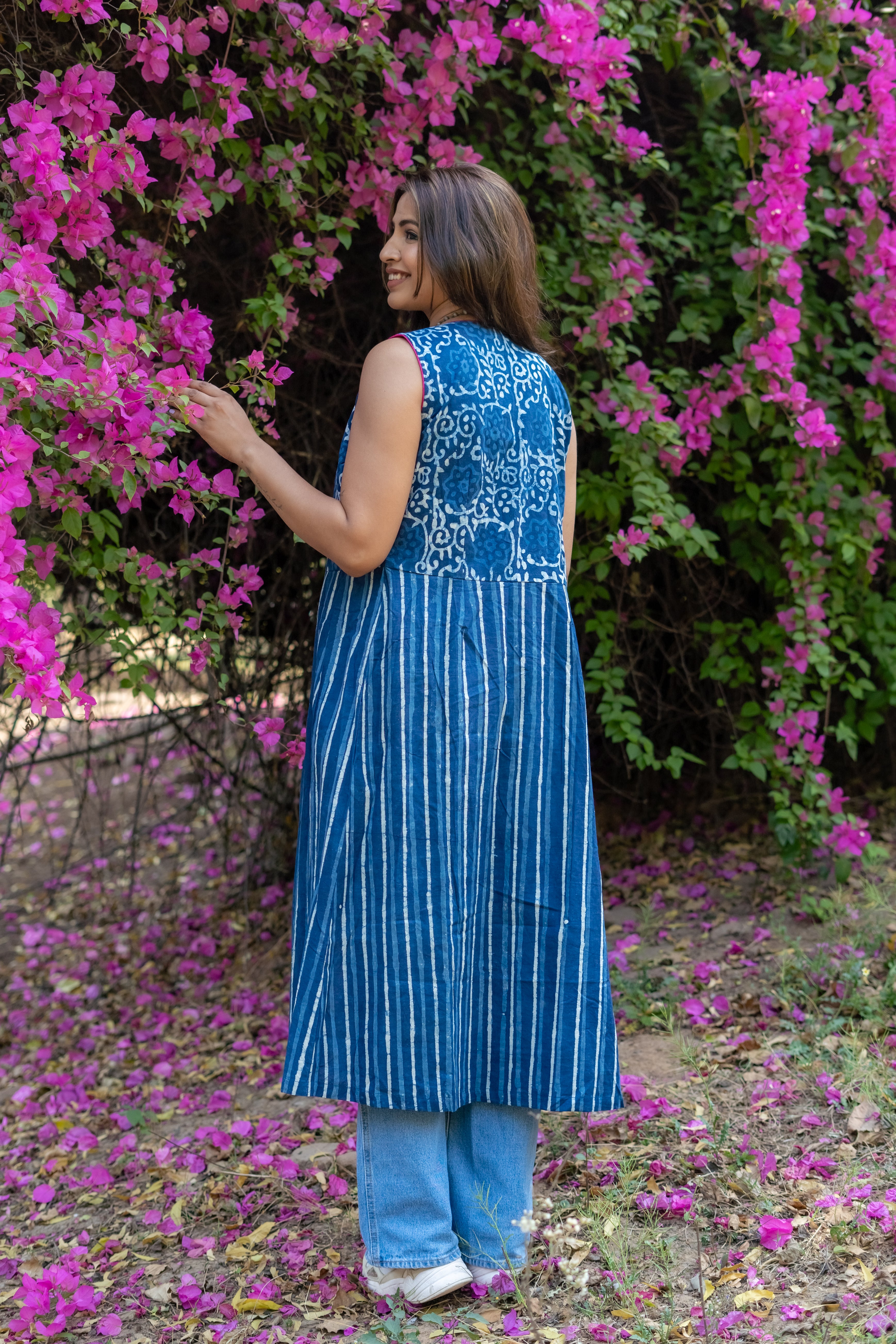Indigo dabu handblock print long cotton shrug with fuschia pink piping