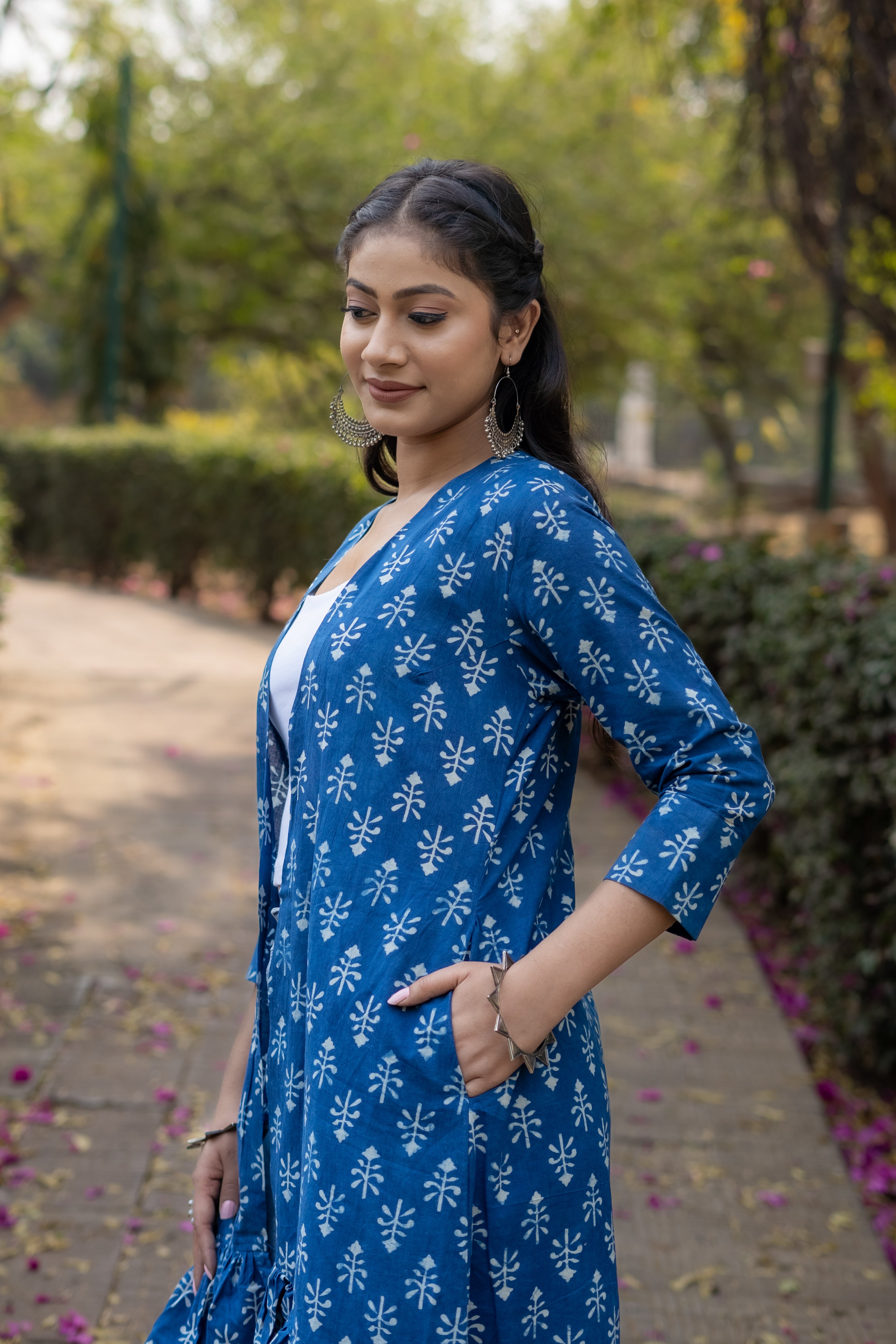 Indigo dabu booti handblock print cotton shrug with frills