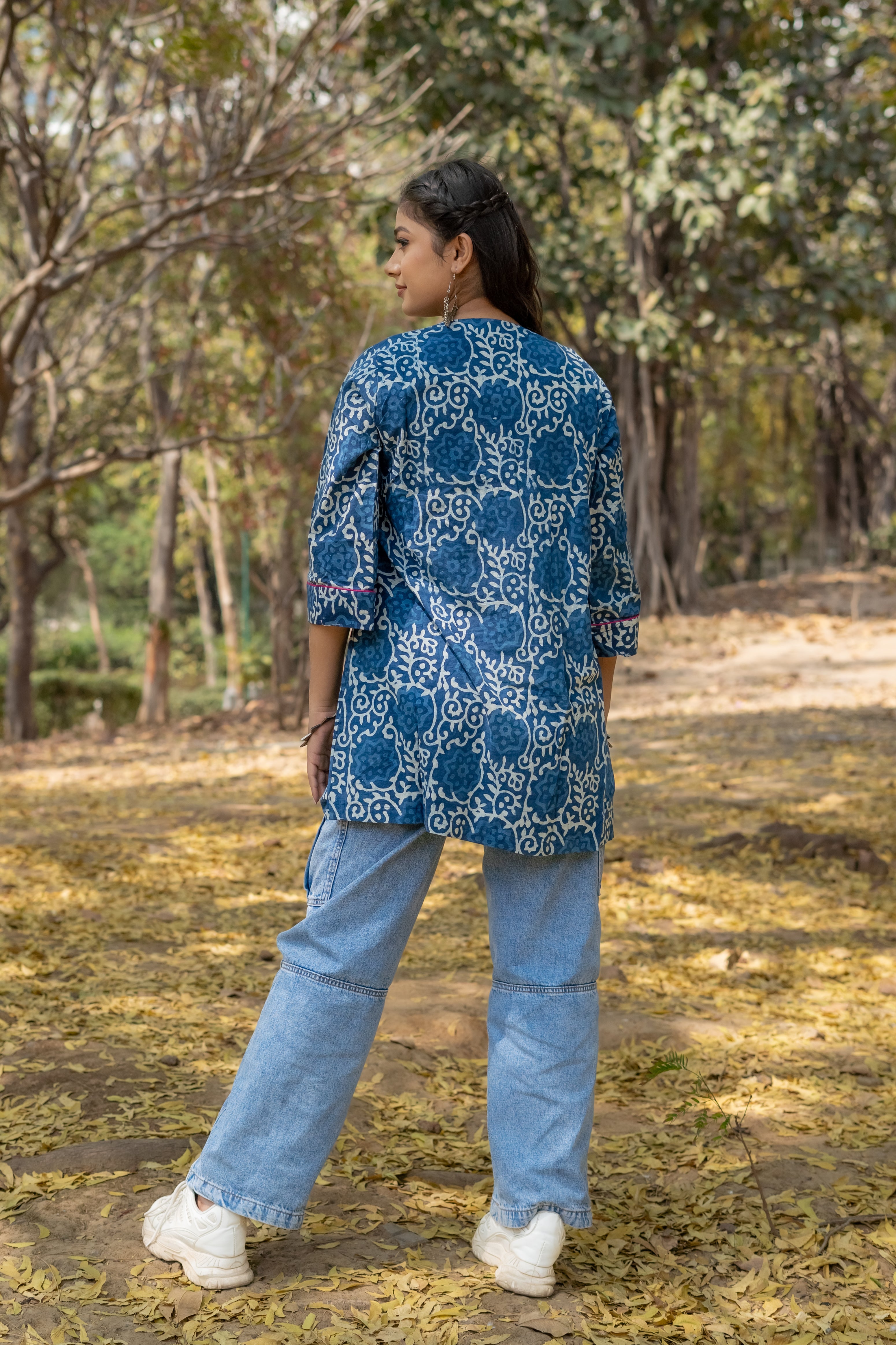 Indigo dabu floral handblock print short cotton shrug