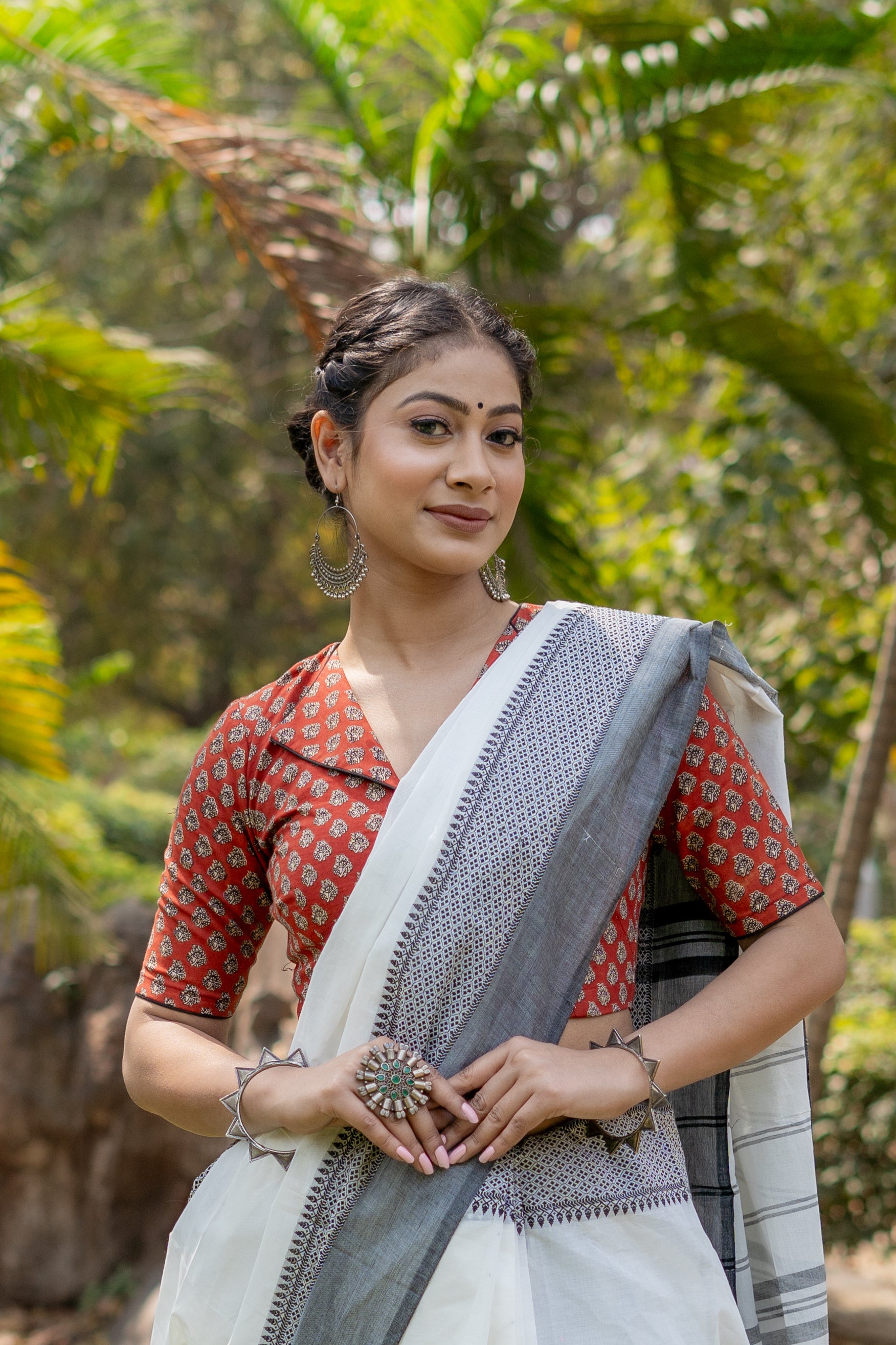 Red bagru  booti handblock print collar with V-neck cotton blouse