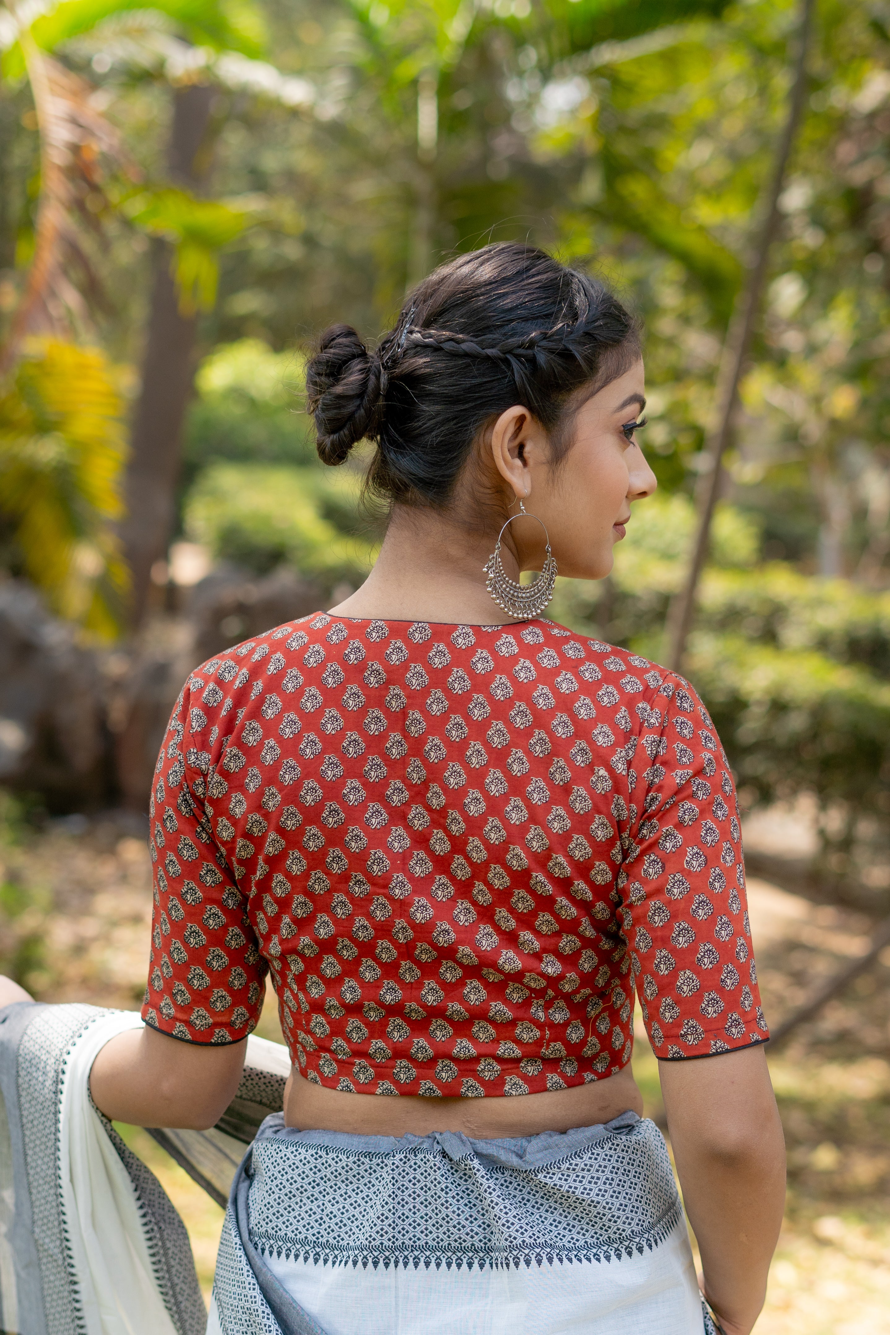 Red bagru  booti handblock print collar with V-neck cotton blouse