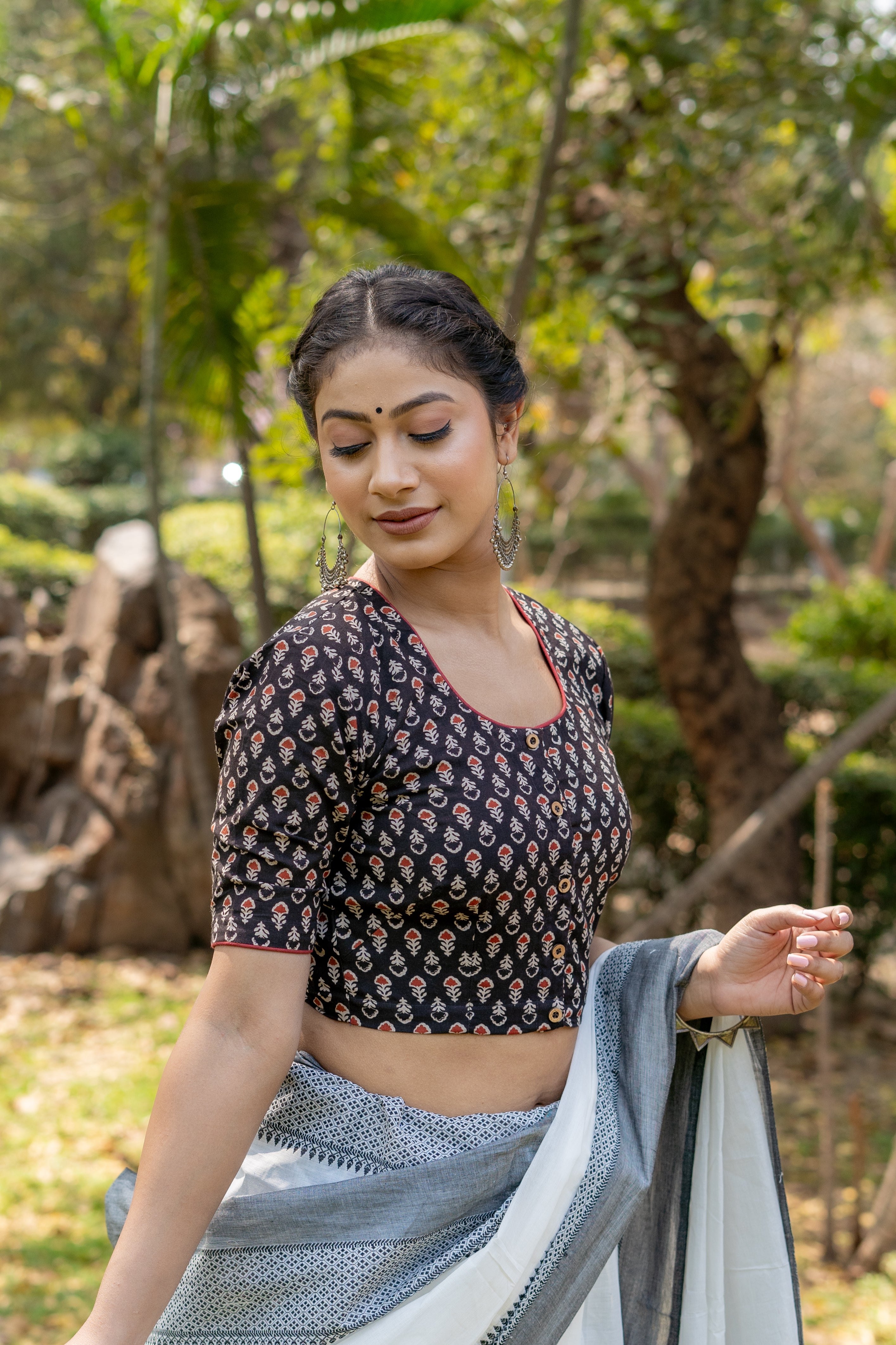 Black bagru handblock booti round neck cotton blouse with maroon piping