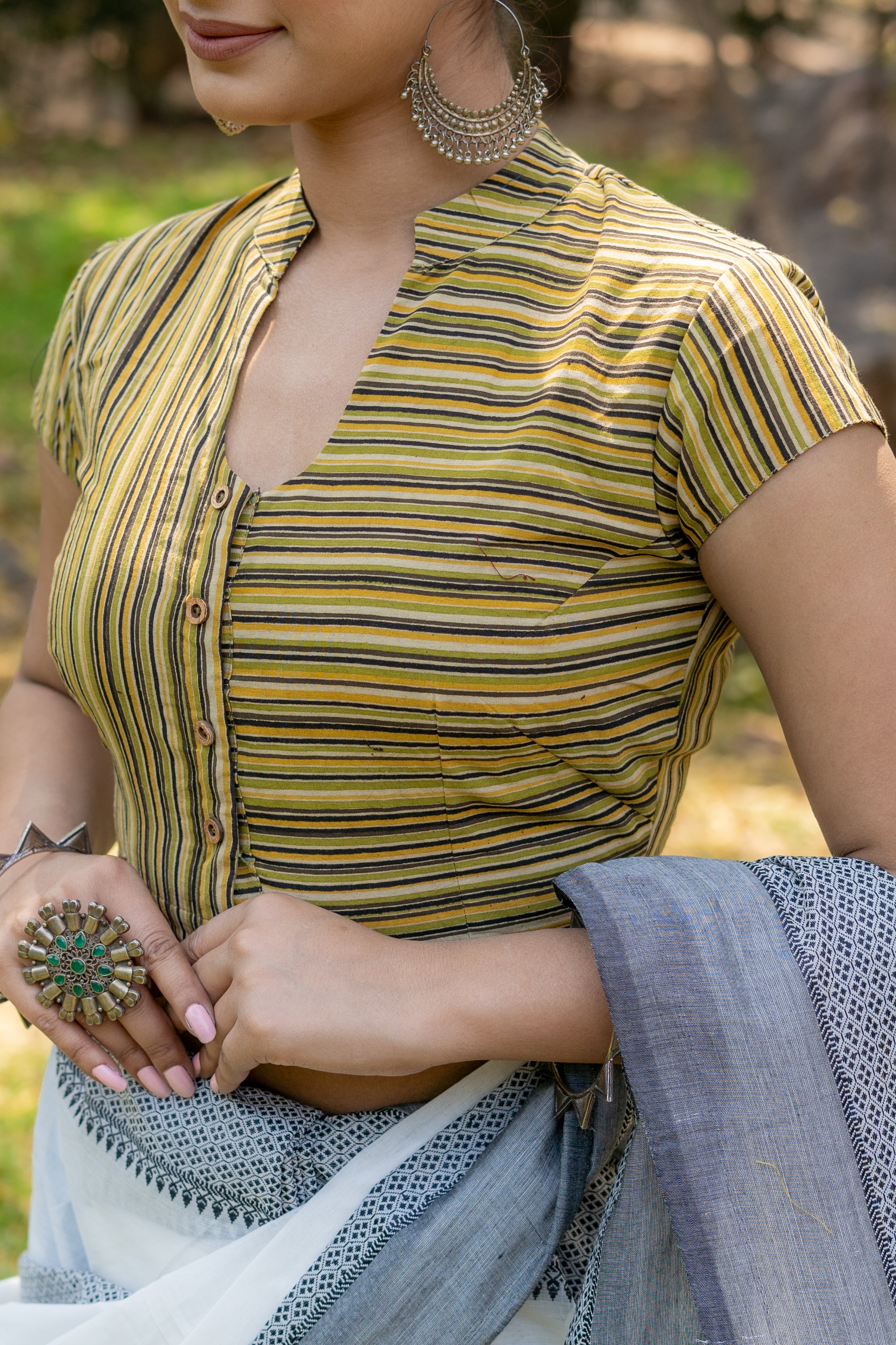 Olive handblock print stripe chinese collar with U-neck cotton blouse