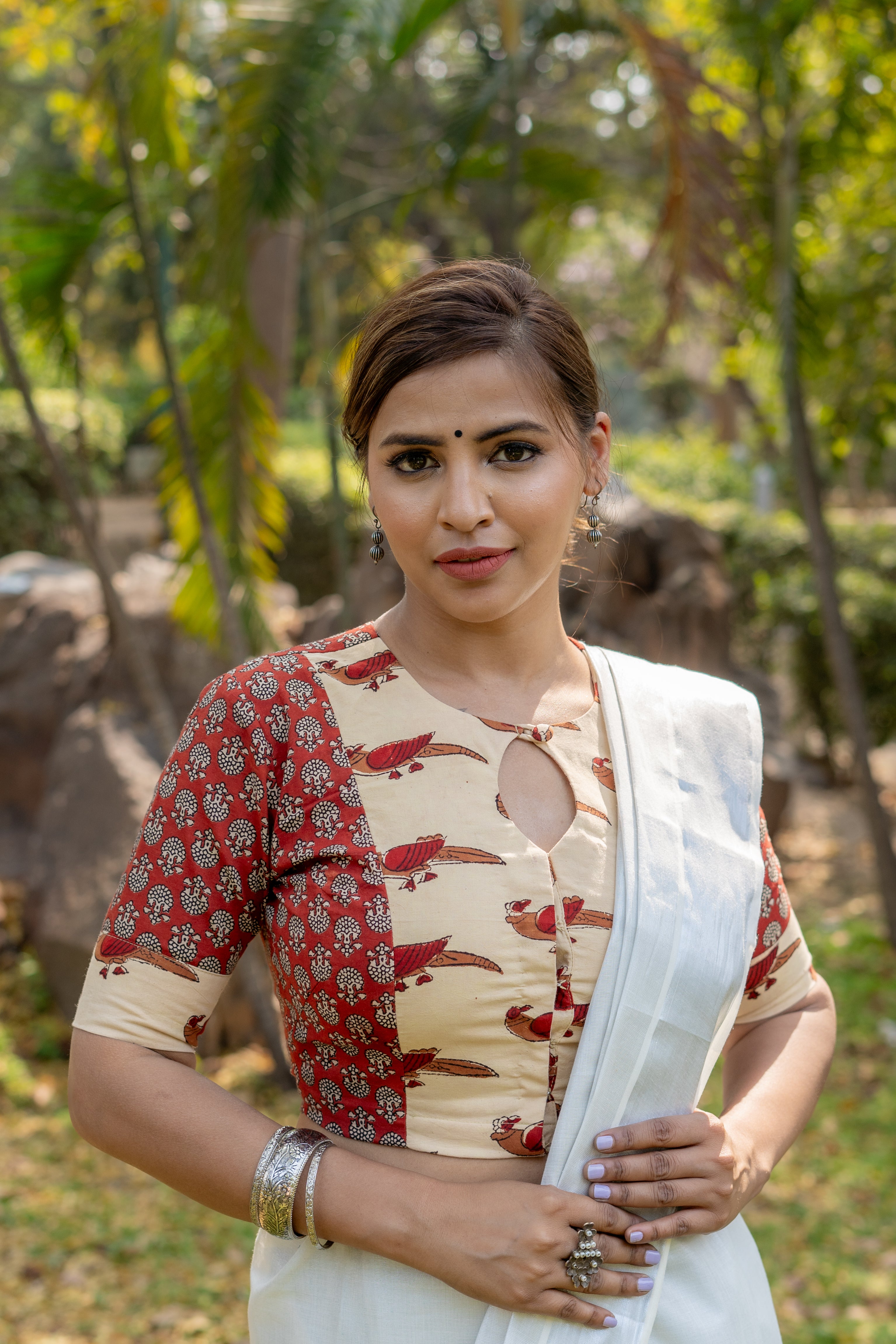 Bird handblock print cotton blouse with red bagru booti on sleeves
