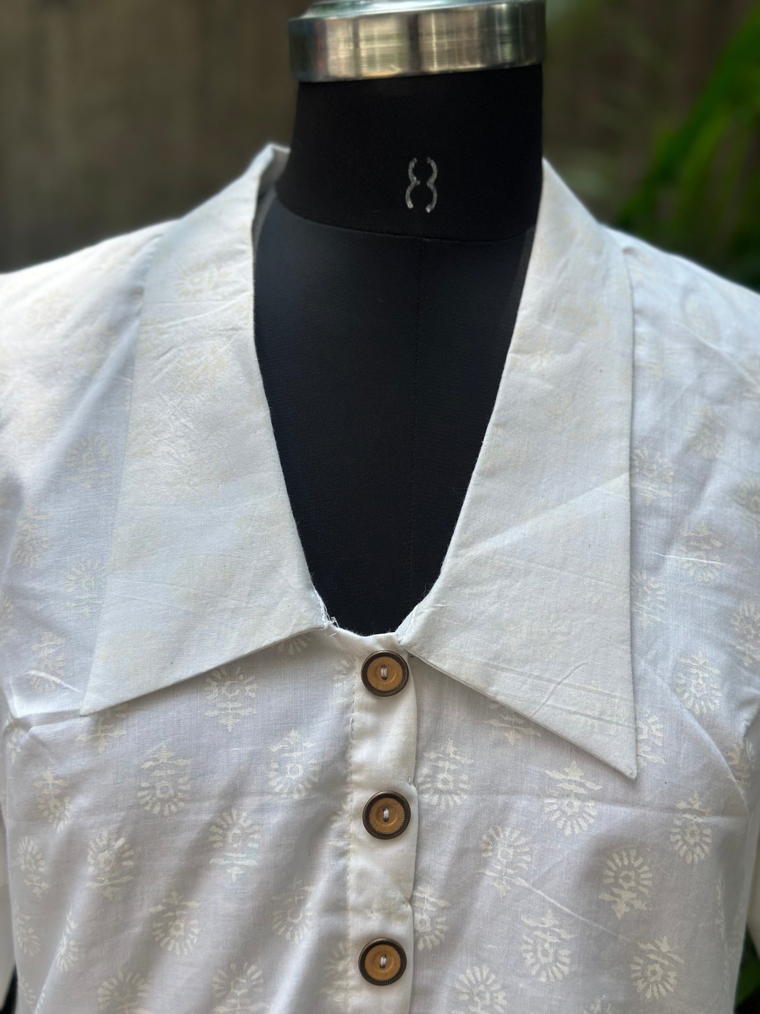White handblock print V-neck collared cotton top with butterfly sleeves