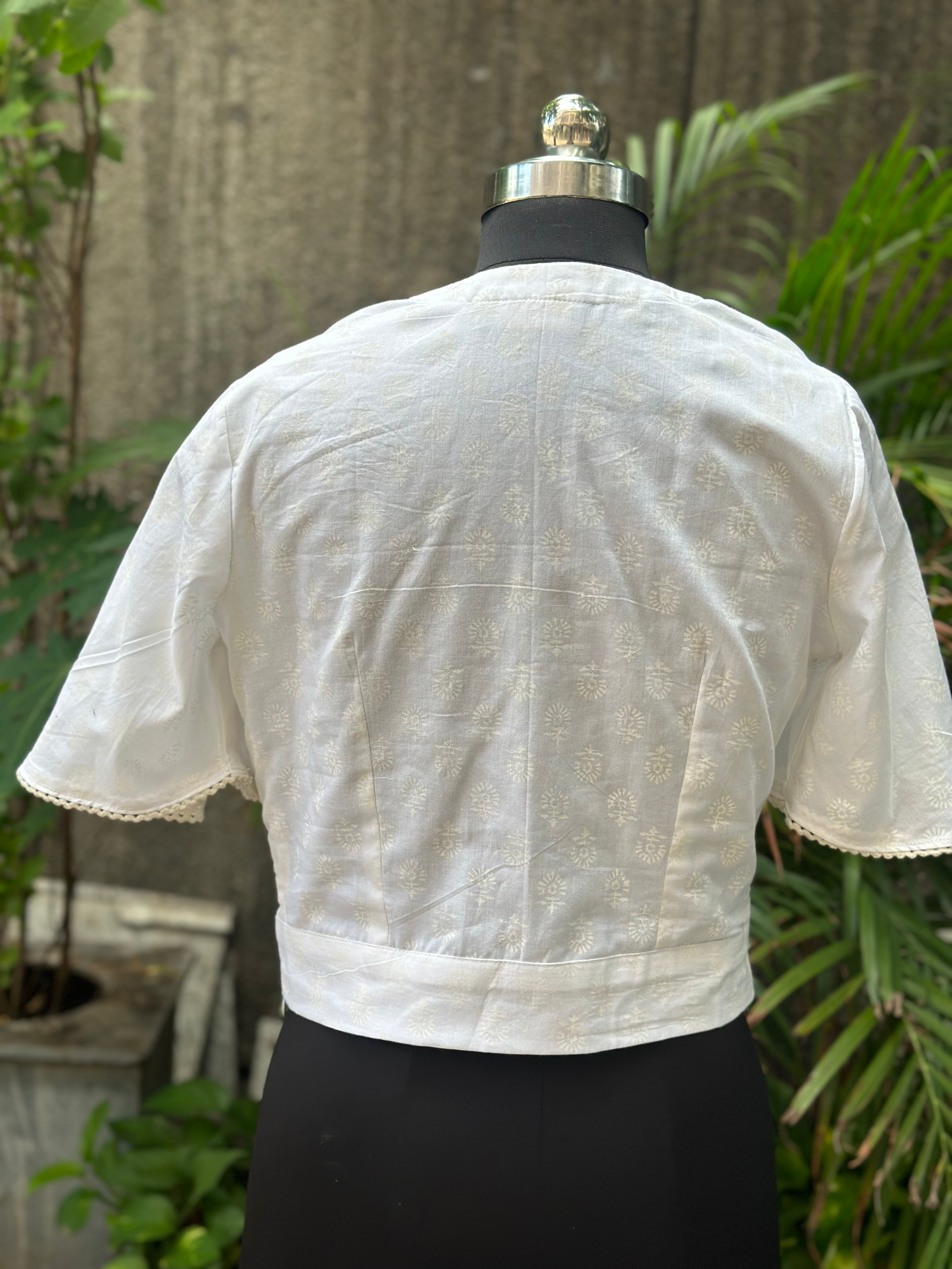 White handblock V-Neck cotton top with wooden buttons and butterfly sleeves