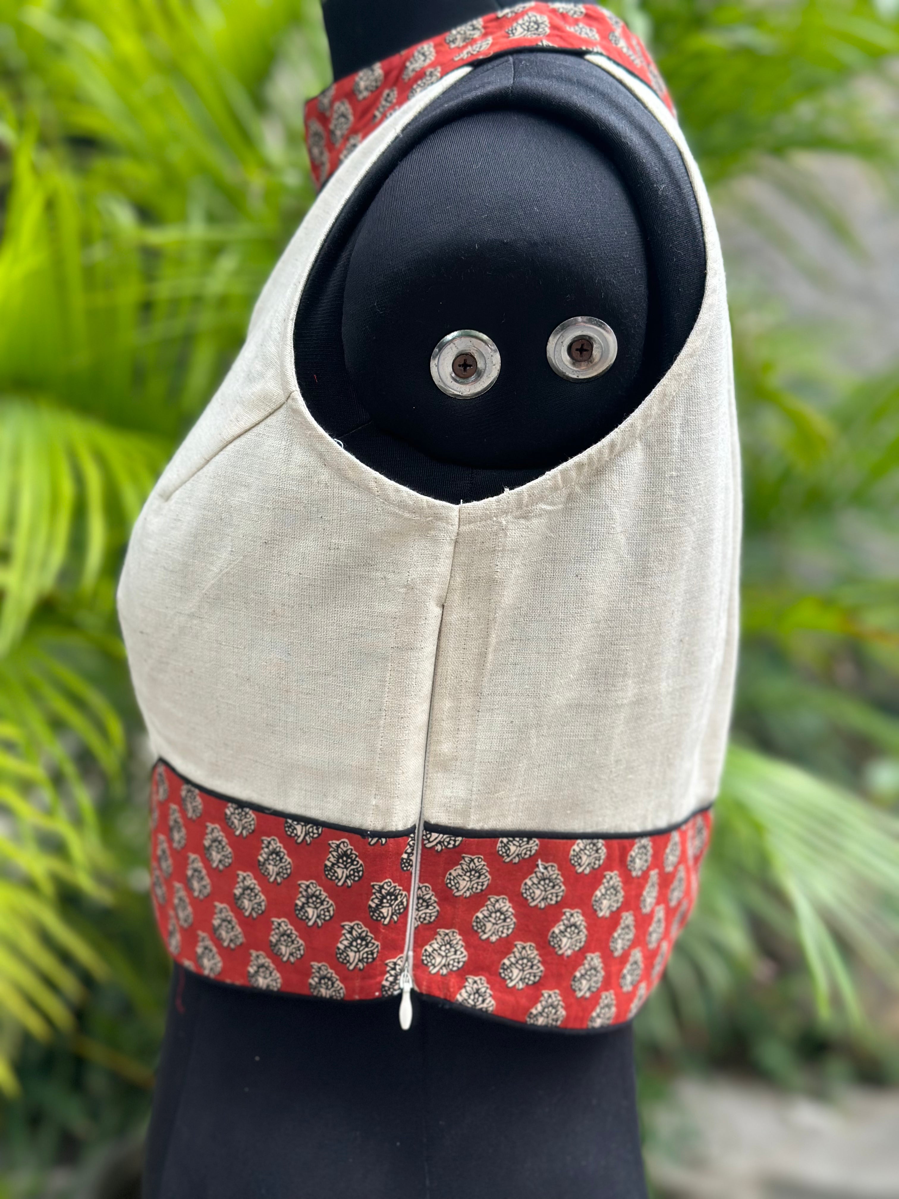 White Halter Neck Cotton Blouse wIth Red Bagru Handblock Print Collar