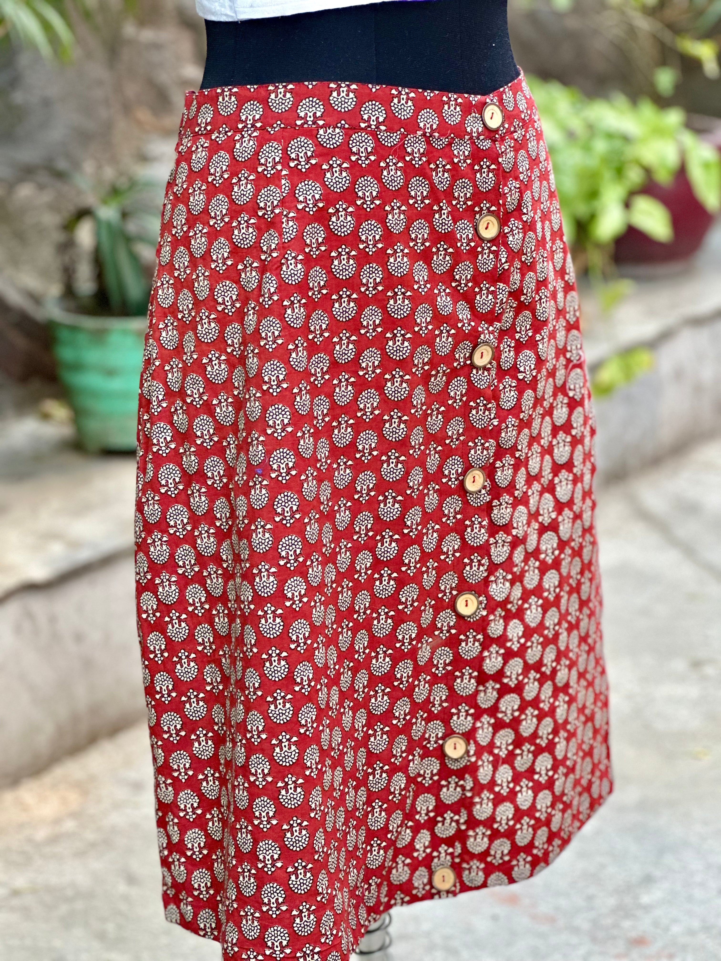 Red bagru handblock print A-line cotton skirts with wooden buttons