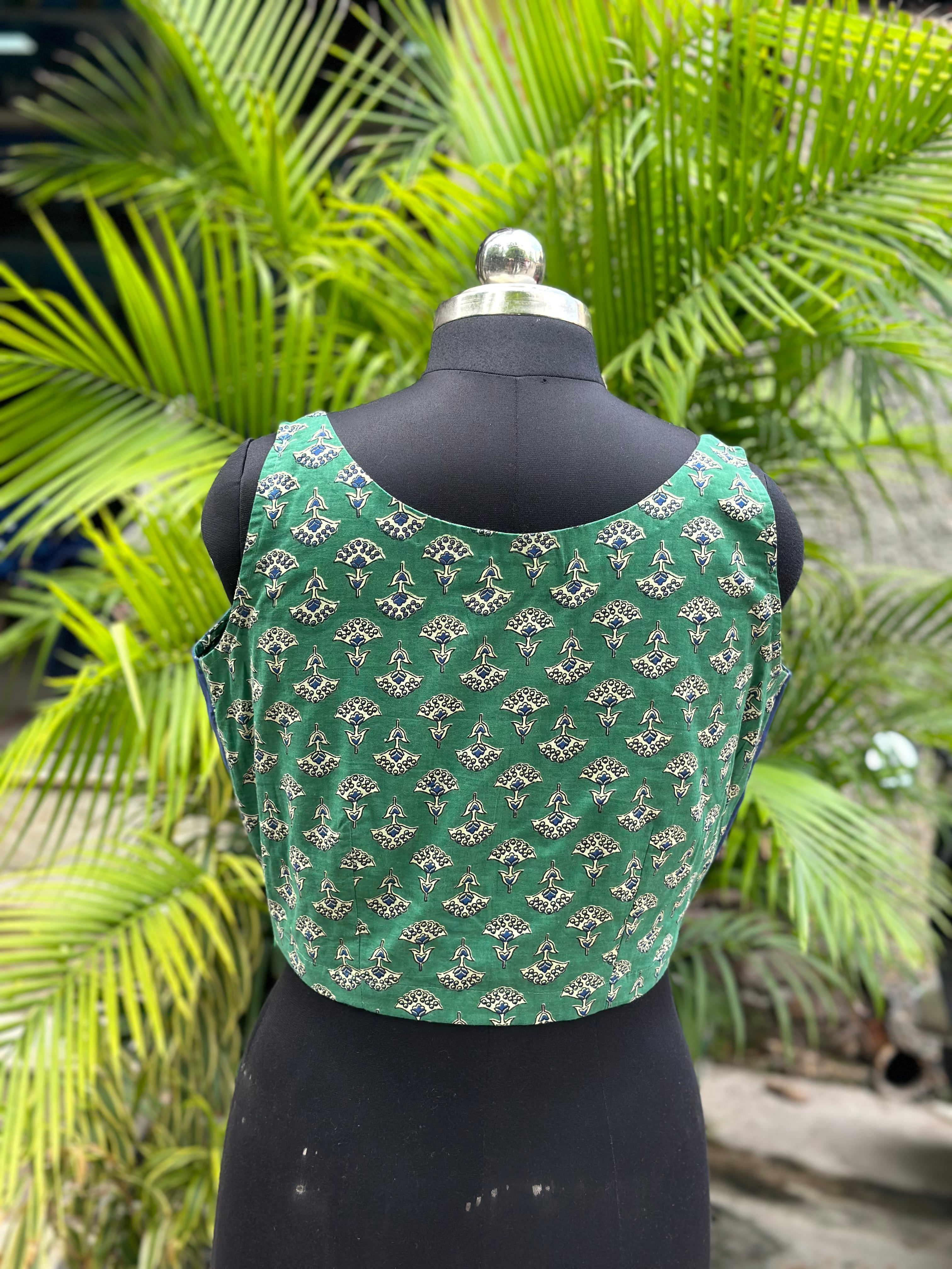 Green Bagru Booti Handblock Print Sleevesless Cotton  blouse