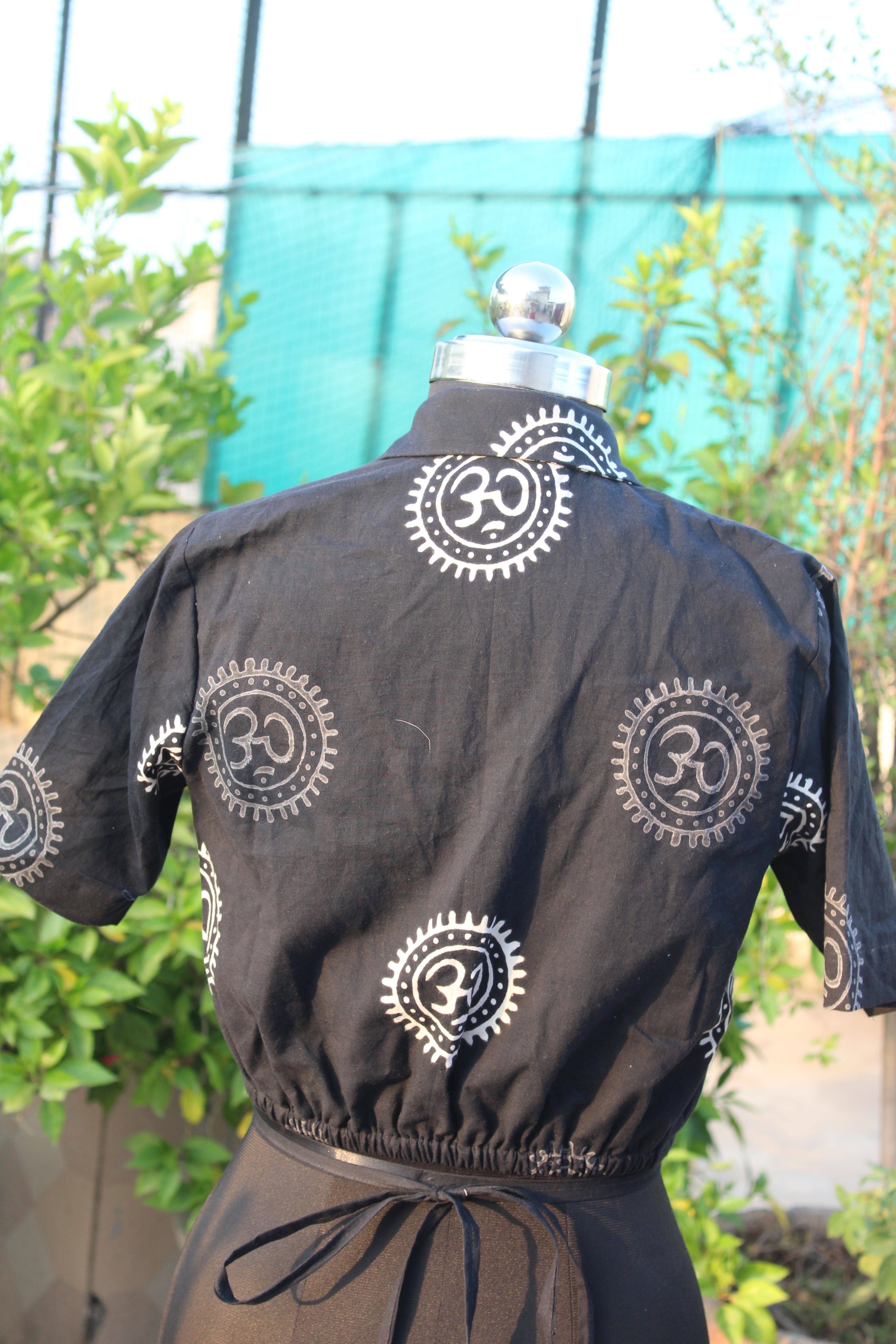 Om Handblock print tie-me-up crop top
