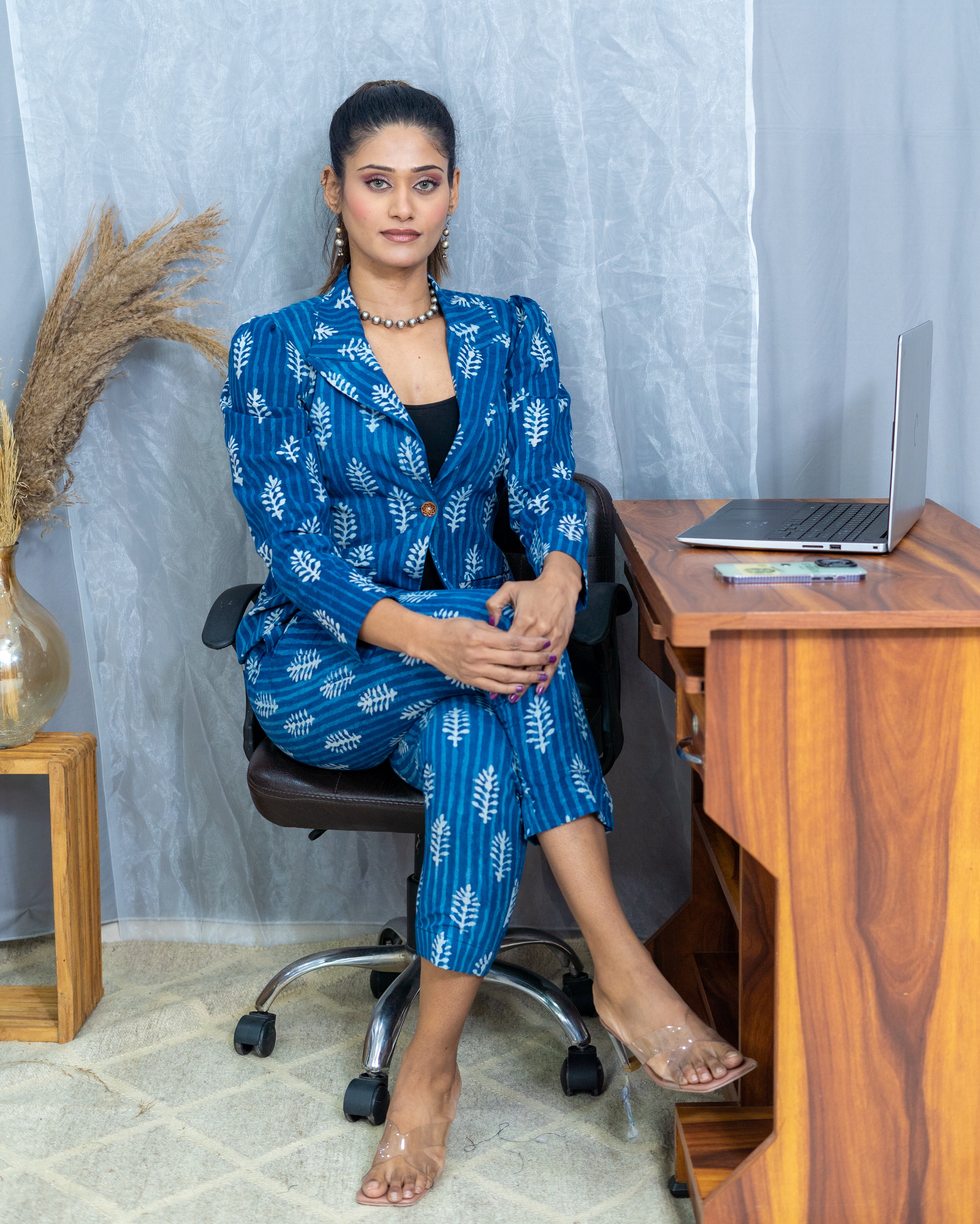 Indigo Dabu floral stripe cotton blazer set