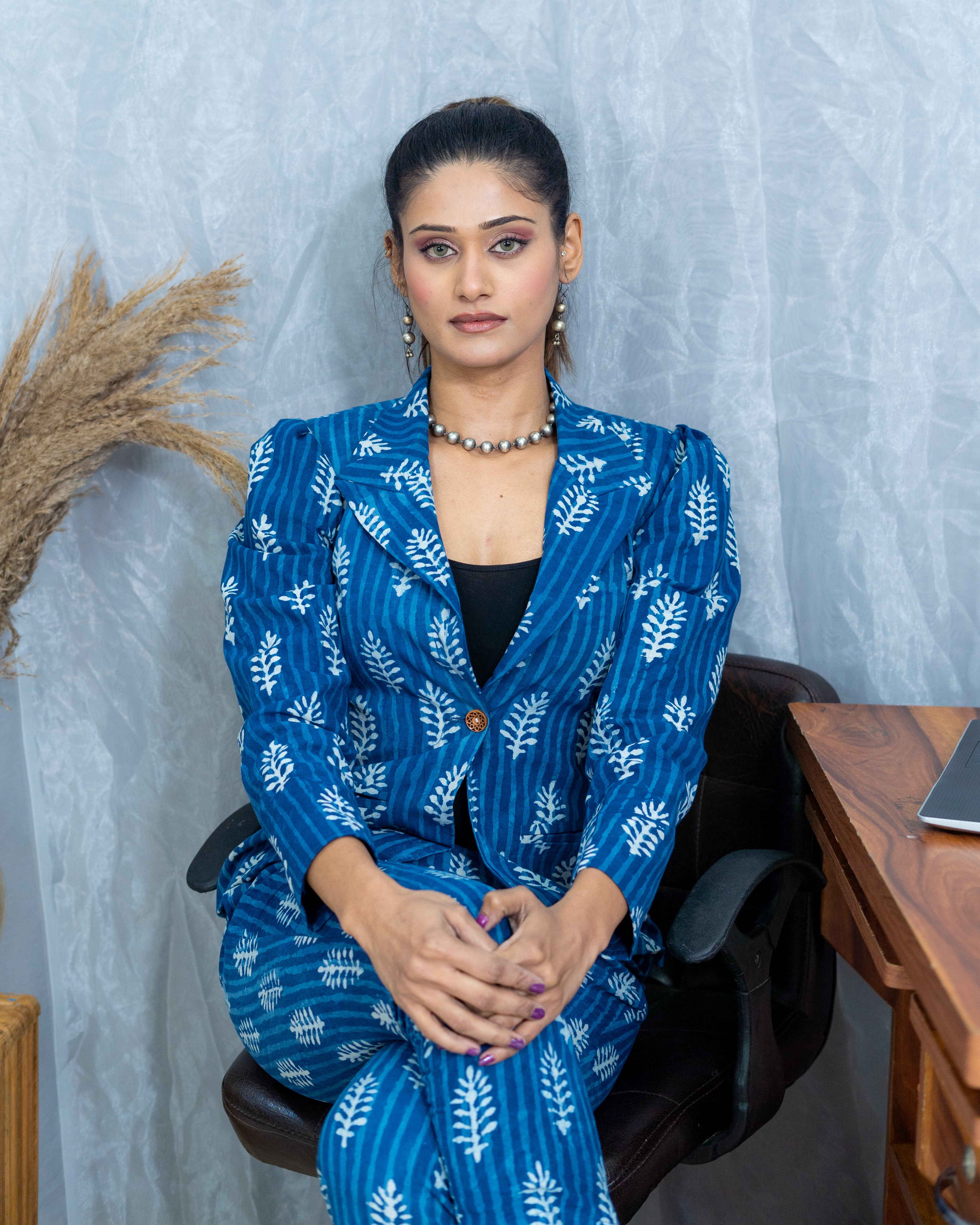 Indigo Dabu floral stripe cotton blazer set