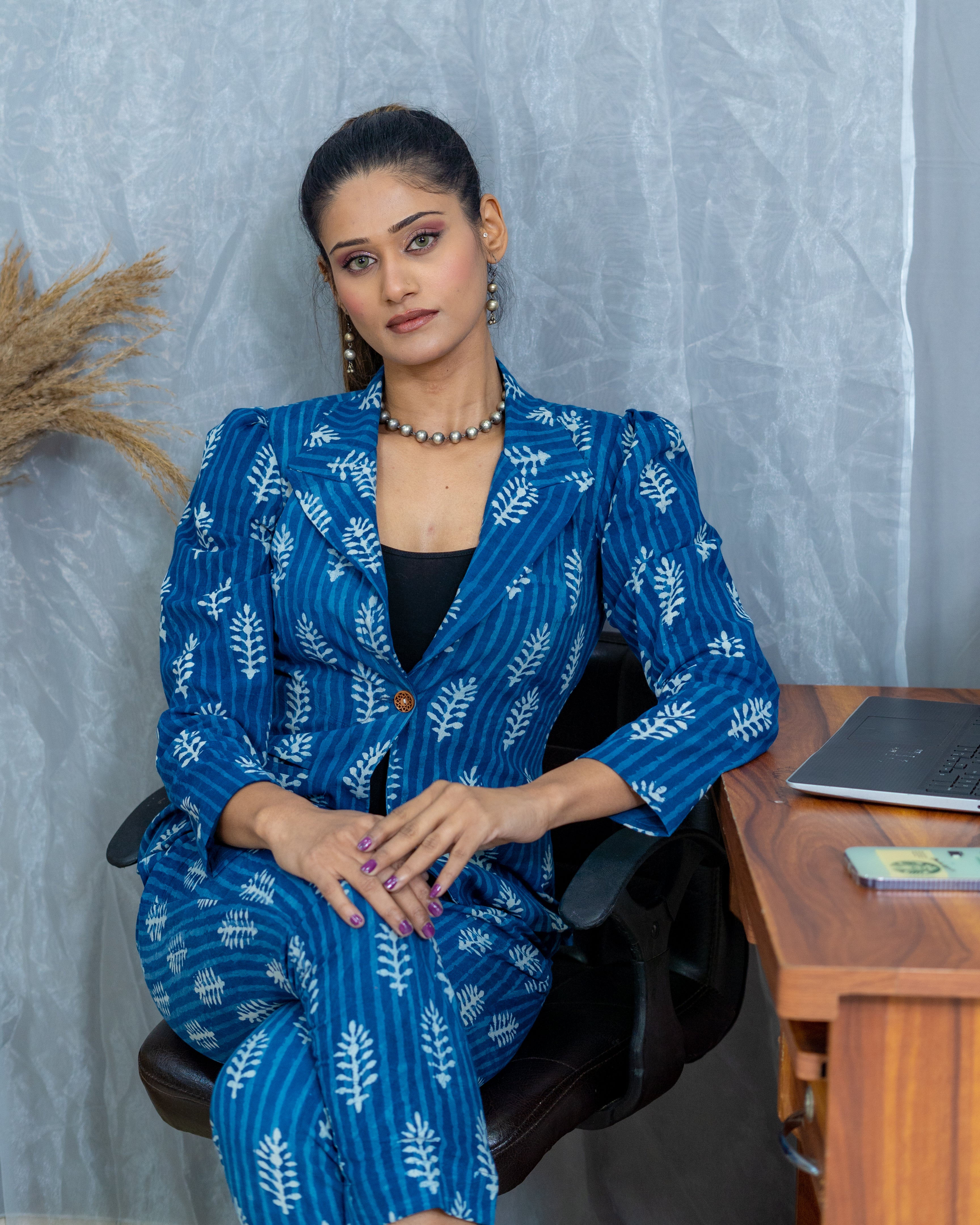 Indigo Dabu floral stripe cotton blazer set