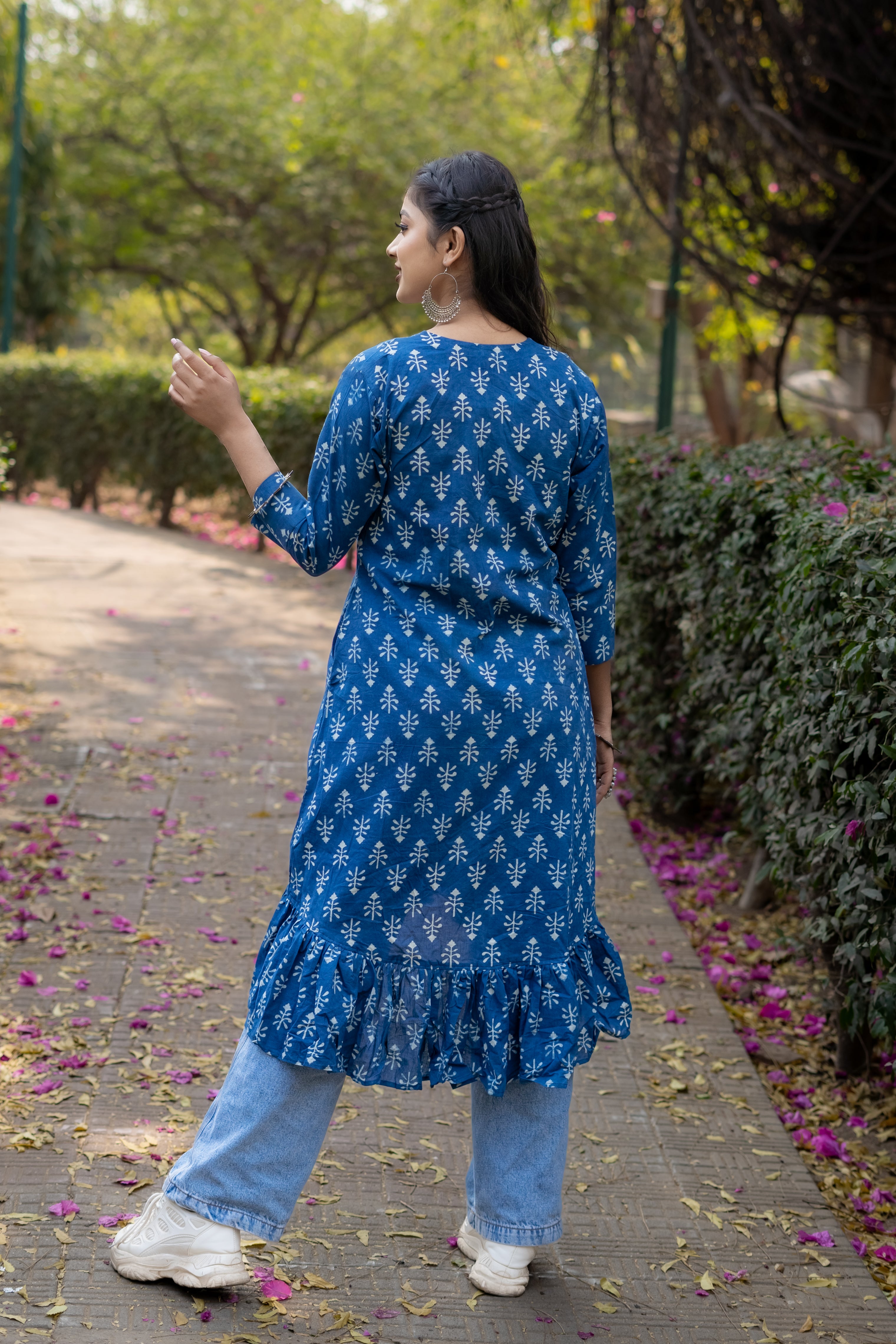 Indigo dabu booti handblock print cotton shrug with frills